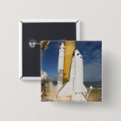 宇宙シャトルアトランティスは12をリフト 缶バッジ (正面&裏面)