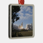 宇宙シャトルアトランティスは18をリフト メタルオーナメント (右)