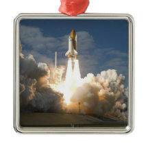 宇宙シャトルアトランティスは24をリフト