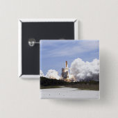 宇宙シャトルアトランティスは27をリフト 缶バッジ (正面&裏面)