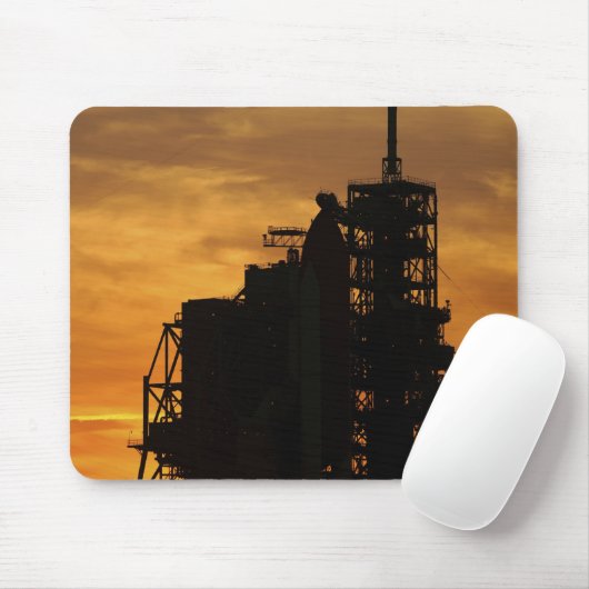宇宙シャトルアトランティスを発射台に マウスパッド (マウス)
