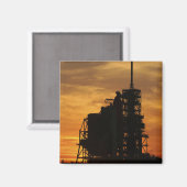 宇宙シャトルアトランティスを発射台に マグネット (正面/裏面)