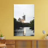 宇宙シャトルエンデバーが離陸する キャンバスプリント (インサイチュ (リビング))