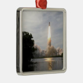宇宙シャトルエンデバーが4をリフト メタルオーナメント (右)