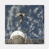 宇宙シャトルエンデバーとソユーズ宇宙船 マグネット (正面)