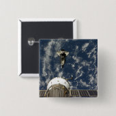 宇宙シャトルエンデバーとソユーズ宇宙船 缶バッジ (正面&裏面)