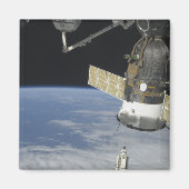 宇宙シャトルエンデバー、ソユーズ宇宙船 マグネット (正面)