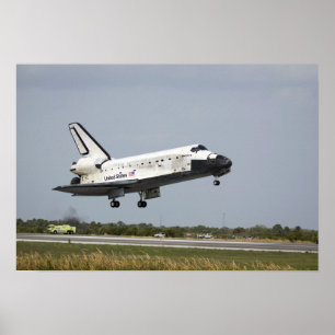 宇宙シャトルディスカバリが着陸に近づく3 ポスター