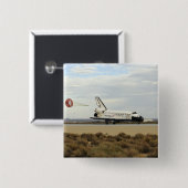 宇宙シャトルディスカバリーがドラッグシュートを展開 缶バッジ (正面&裏面)