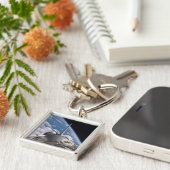 宇宙シャトルディスカバリーが地球に後退 キーホルダー (側面)