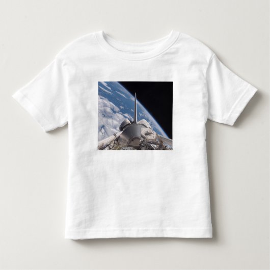 宇宙シャトルディスカバリーが地球に後退 トドラーTシャツ (正面)