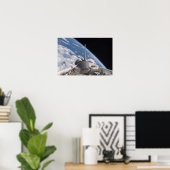 宇宙シャトルディスカバリーが地球に後退 ポスター (ホームオフィス)