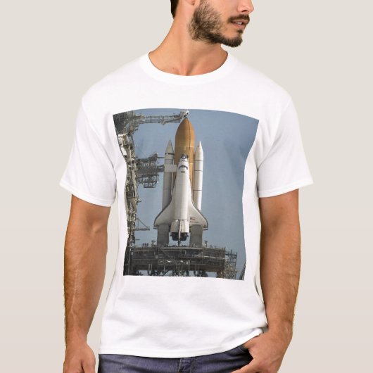 宇宙シャトルディスカバリーは準備完了 Tシャツ (正面)