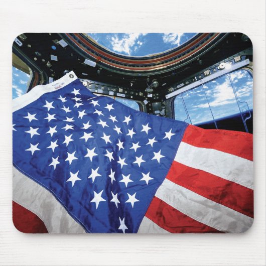 宇宙ステーションアメリカ国旗地球軌道 マウスパッド (正面)