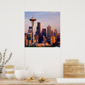 宇宙ニードルはシアトルの夕暮れ時の塔 ポスター (キッチン)