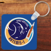 宇宙ヒップスターズ®アルテミス–1キーチェーン キーホルダー (裏面)