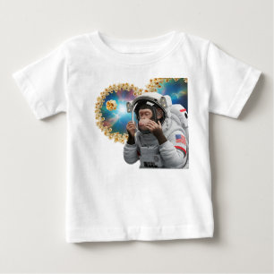 宇宙ポップコーンに浮かぶチンパンジー宇宙飛行士 ベビーTシャツ