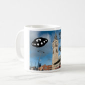 宇宙人と一緒にダーリントンへようこそ コーヒーマグカップ (正面左)