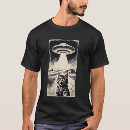 宇宙人UFOとコラボするクールな猫の自撮りが面白い Tシャツ (正面)