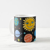 宇宙冒険:惑星、ロケット模様。 コーヒーマグカップ (正面左)