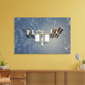 宇宙国際的ステーションのバックドロップ キャンバスプリント (インサイチュ (リビング))