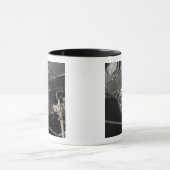 宇宙国際的ステーションの静謐n マグカップ (中央)