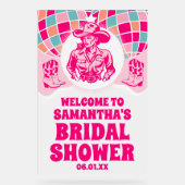 宇宙女性のカーボーイブライダルシャワーウェルカムフロステッド アクリルサイン (正面)