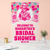 宇宙女性のカーボーイブライダルシャワーウェルカムフロステッド アクリルサイン (ウェディング)