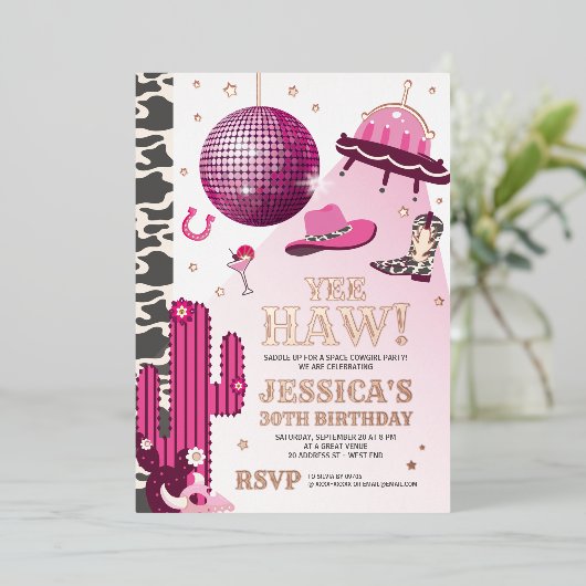 宇宙女性のカーボーイ誕生日パーティー 箔招待状 (立ち正面)