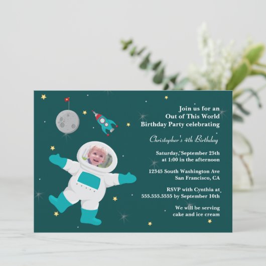 宇宙宇宙飛行士の写真誕生日パーティーの招待 招待状 (スタンド正面)