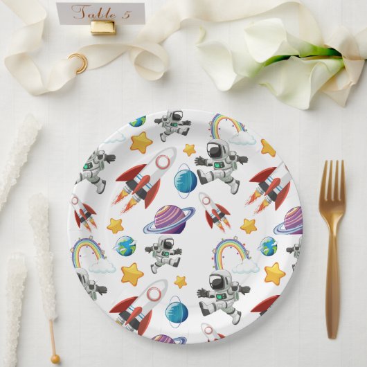 宇宙宇宙飛行士の最初の誕生日パーティーの招待 ペーパープレート (ウェディング)