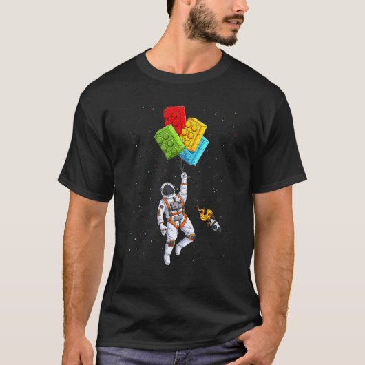 宇宙宇宙飛行士マスタービルダーおもしろい建物ブロック Tシャツ (正面)