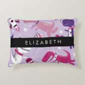 宇宙恐竜、可愛い恐竜、星、あなたの名前 アクセントクッション (正面)