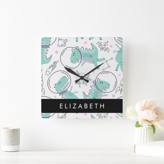 宇宙恐竜、可愛い恐竜、星、あなたの名前 スクエア壁時計 (ホーム)
