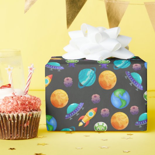 宇宙探検隊の黒粒 ラッピングペーパー (誕生日パーティー)