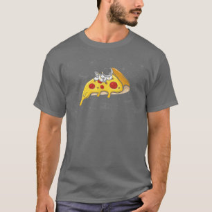 宇宙服を敷いたピザスライス、面白いファストフードA Tシャツ
