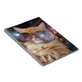 宇宙猫がサングラスをかけている ノートブック (右側)