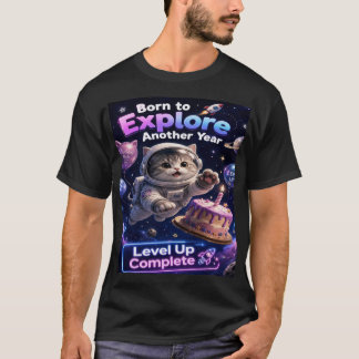 宇宙猫の誕生日宇宙飛行士コスミックケーキデザイン Tシャツ