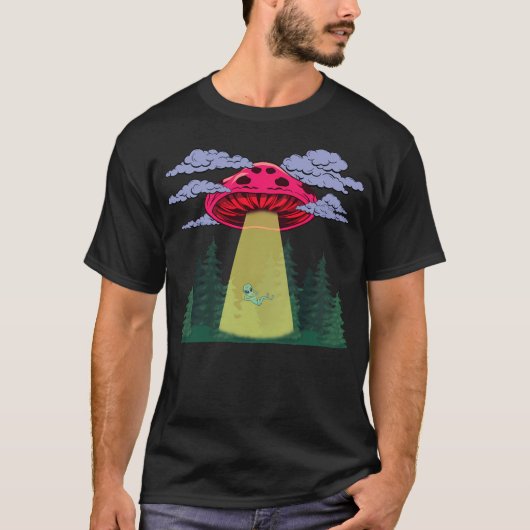 宇宙真菌を使って宇宙旅行に乗り出す Tシャツ (正面)