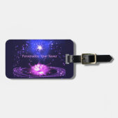 宇宙禅紫色のクリスタルロータスフラワースタースルガ ラゲッジタグ (正面横)