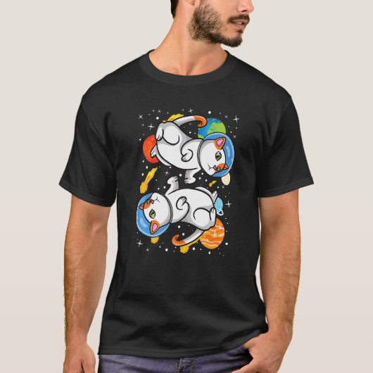 宇宙空間にいる猫のコスミックキャット 宇宙飛行士 ネコ好きさんへ Tシャツ (正面)