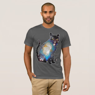 宇宙空間の中の猫Tシャツ Tシャツ