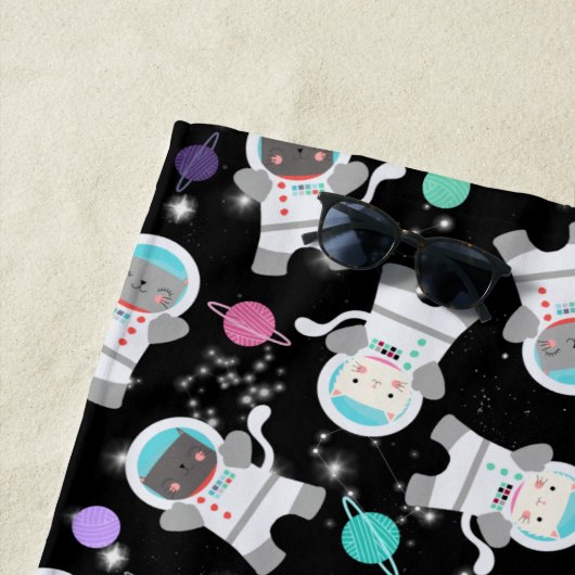 宇宙飛パーソナライズされた行士の猫たちが宇宙の子猫たち ビーチタオル (インサイチュ)