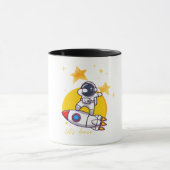 宇宙飛行士がロケットで踊る マグカップ (中央)