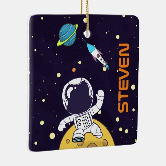 宇宙飛行士が宇宙を探検 セラミックオーナメント (右)