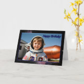 宇宙飛行士が少年の誕生日カードを外す カード (黄色い花)