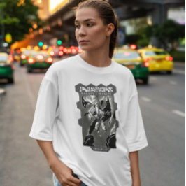 宇宙飛行士とエイリアンモンスター Tシャツ