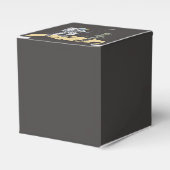 宇宙飛行士とエイリアン フェイバーボックス (正面サイド)