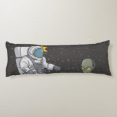 宇宙飛行士とエイリアン ボディピロー (裏面)