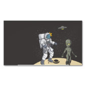 宇宙飛行士とエイリアン マグネット名刺 (正面)
